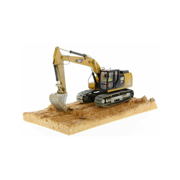 Caterpillar 320F Weathered Excavator with operator - Diecast Masters 85701 - 1/50 Scale Replica