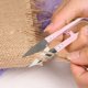 thumbnail image 2 of 2 piezas Mini en forma de U bordado hilo de coser tijeras alicates para manualidades cortadores de hilo útiles para cortar costuras (rosa), 2 of 5