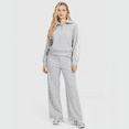 thumbnail image 3 of WQD Women’s 2 Piece Tracksuit Set Long Sleeve Pullover Sweatshirt and Wide Leg Sweatpants Lounge Outfit Athletic Jogging Suit Casual Matching Set with Pockets, 3 of 8