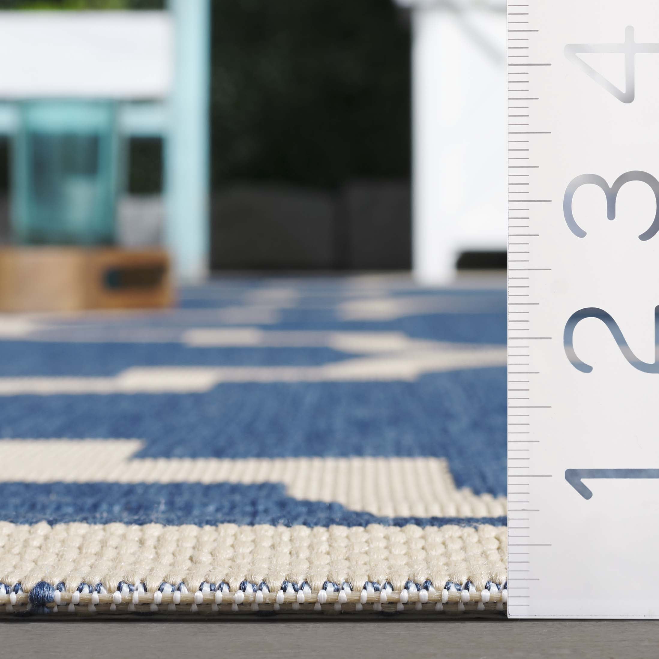 Safavieh Courtyard Becky Geometric Indoor/Outdoor Area Rug, Blue/Beige, 8' x 11'