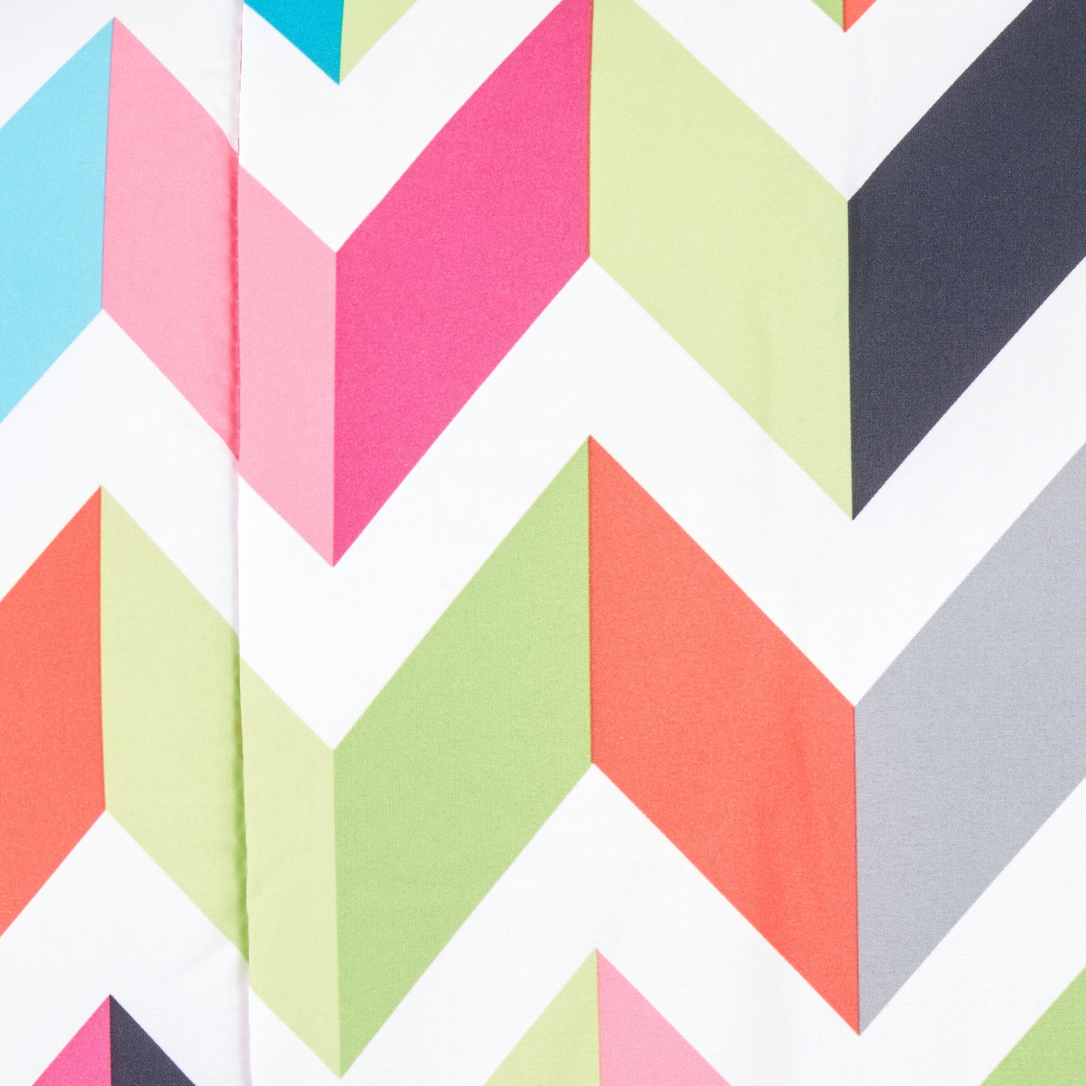 Your Zone Bright Chevron Bed in a Bag Bedding Set w/ Reversible Comforter