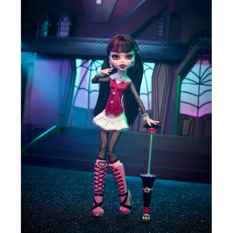 Mattel Monster High Draculaura Reproduction Doll - FW22 - US