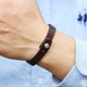 thumbnail image 4 of Pulsera de cuero genuino para hombre, estilo punk vintage, de piel de vaca, ajustable, hecha a mano., 4 of 9