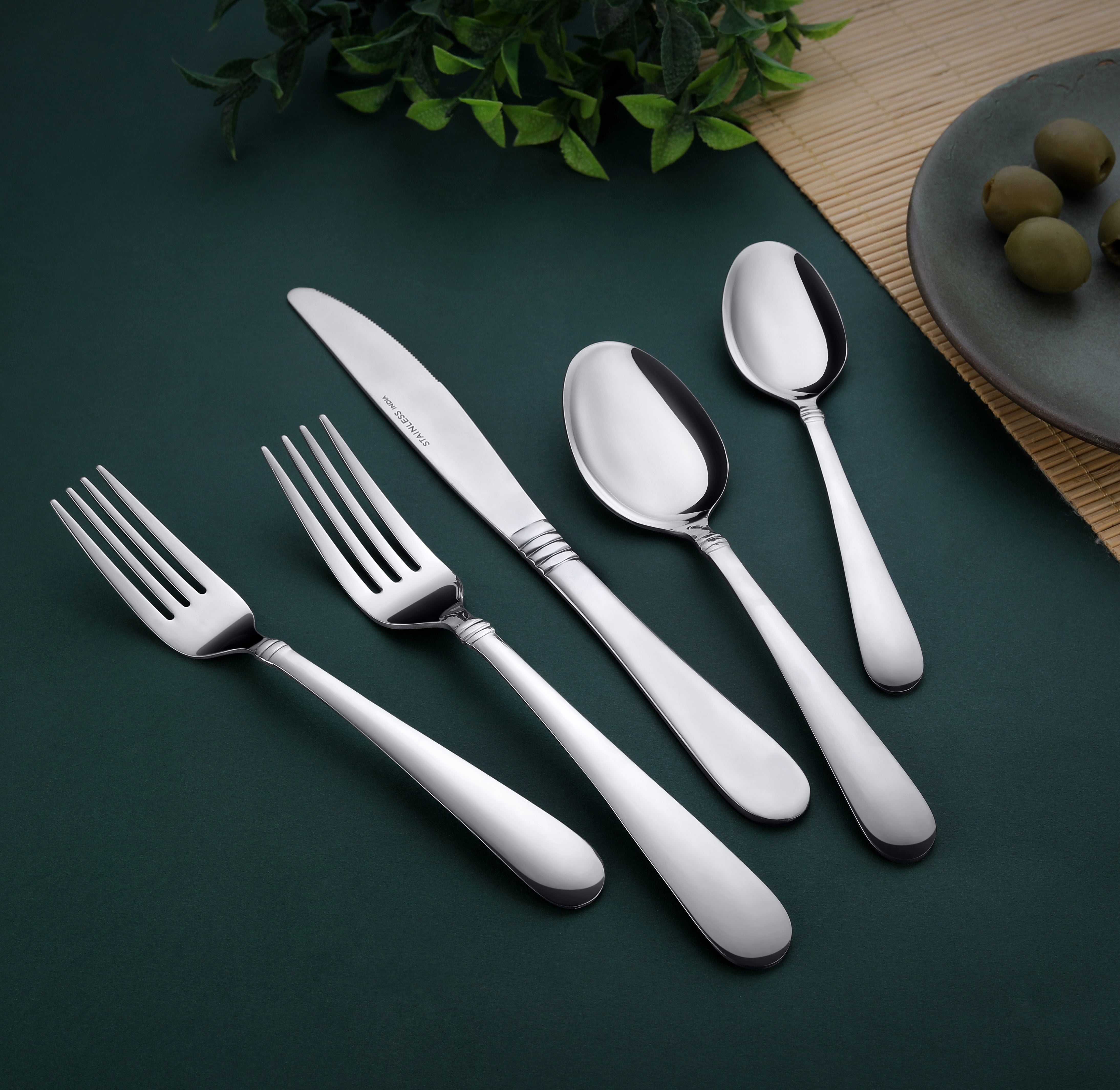 Mainstays Camfield 20-Piece Stainless Steel Flatware Set, Service for 4