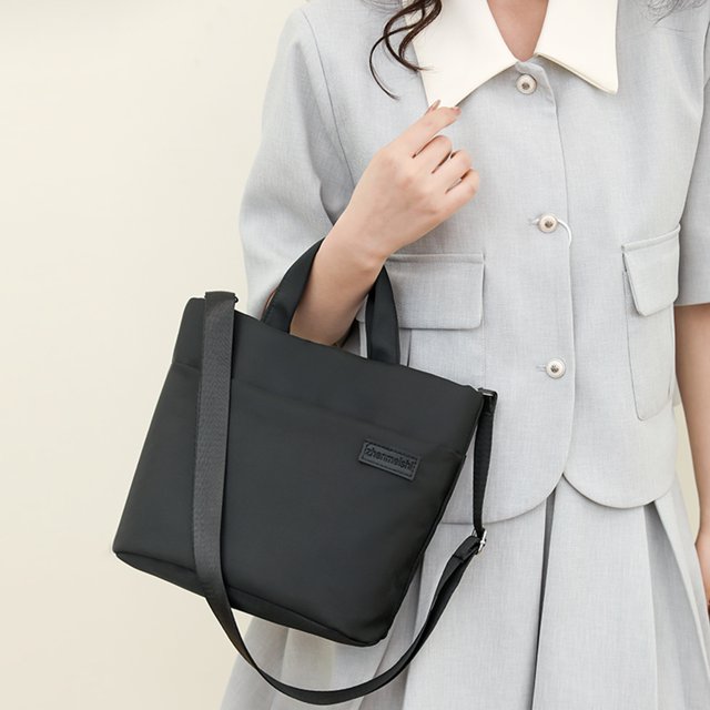 Bolsa De Hombro Bolso bandolera para mujer Bolso de hombro de nylon informal Bolsos de tendencias simples (Negro) Likrtyny Para Estrenar