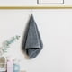 thumbnail image 4 of Toalla de baño de terciopelo para adultos, absorbente, ideal para el hogar, para secar el cabello, la playa o como toalla de baño con estampado de rayas. Suave al tacto, fácil de limpiar, de, 4 of 9