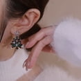 thumbnail image 4 of Pendientes de borlas de árbol de Navidad coloridos europeos y americanos, dulces, sencillos, huecos, largos, accesorios navideños, pendientes de estrella, 4 of 6