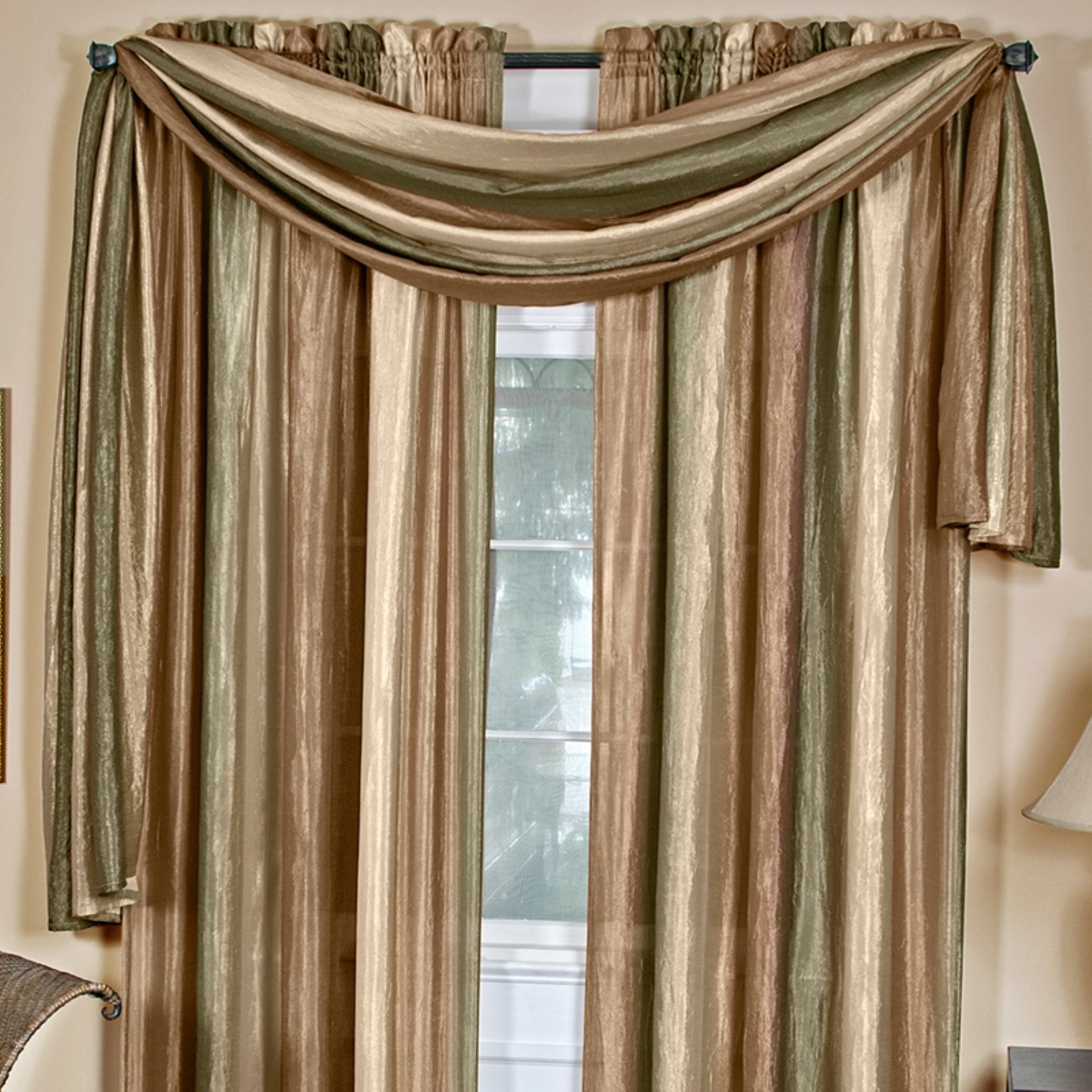 Achim Ombre Curtain Scarf Achim Ombre Curtain Scarf