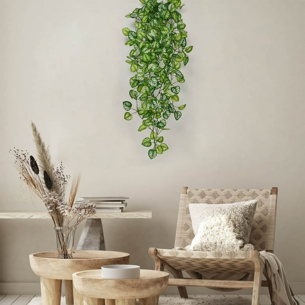 Follaje verde decorativo artificial
