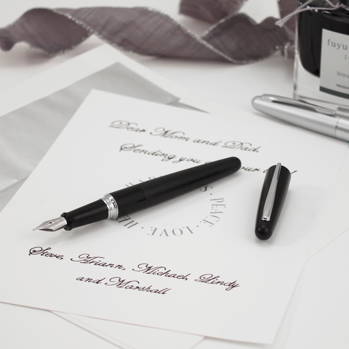 Pilot Metropolitan Fountain Pen, Black Gloss Barrel, Medium Nib, Black Ink