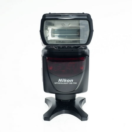 Nikon SB-700 Speedlight Shoe Mount Flash 4808 (International Version)