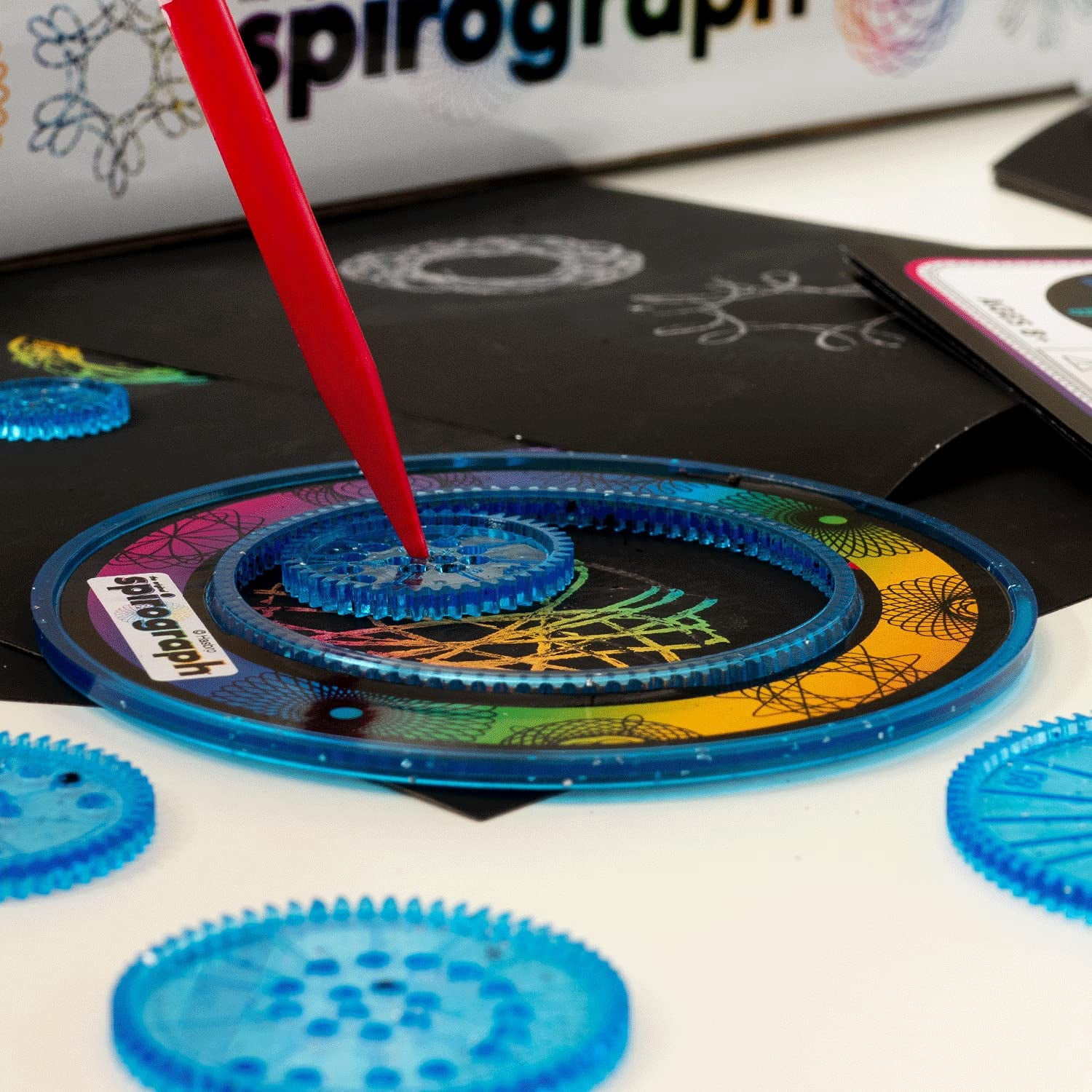 Spirograph Craft Activity Drawing Kit Scratch & Shimmer Create Colorful Paper Art with Glitter