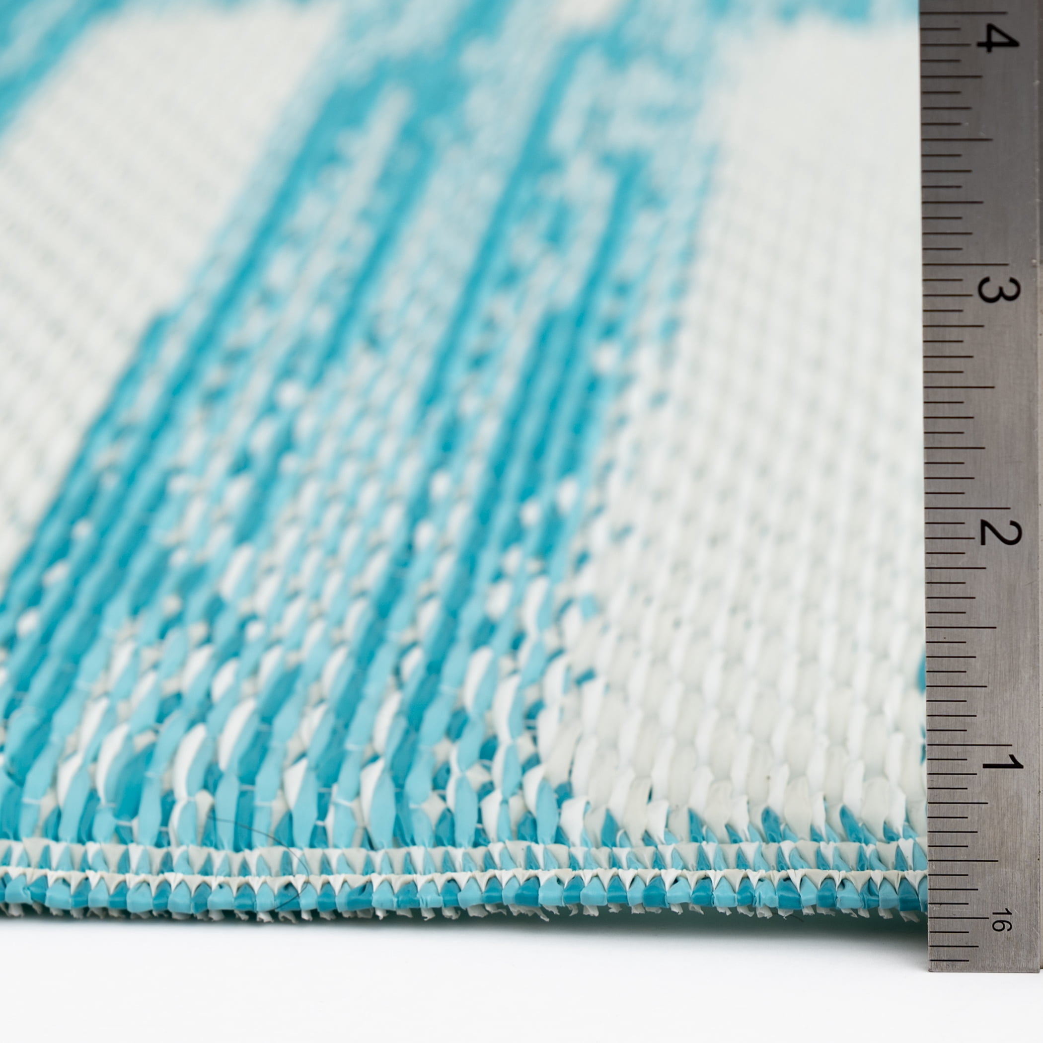 Mainstays 5 ft x 7 ft Teal Geo Stripe Reversible Outdoor Plastic Rug