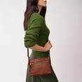 thumbnail image 4 of Fossil Fiona - Bolso bandolera pequeño de piel para mujer, color marrón (Modelo: ZB7668200), 4 of 5