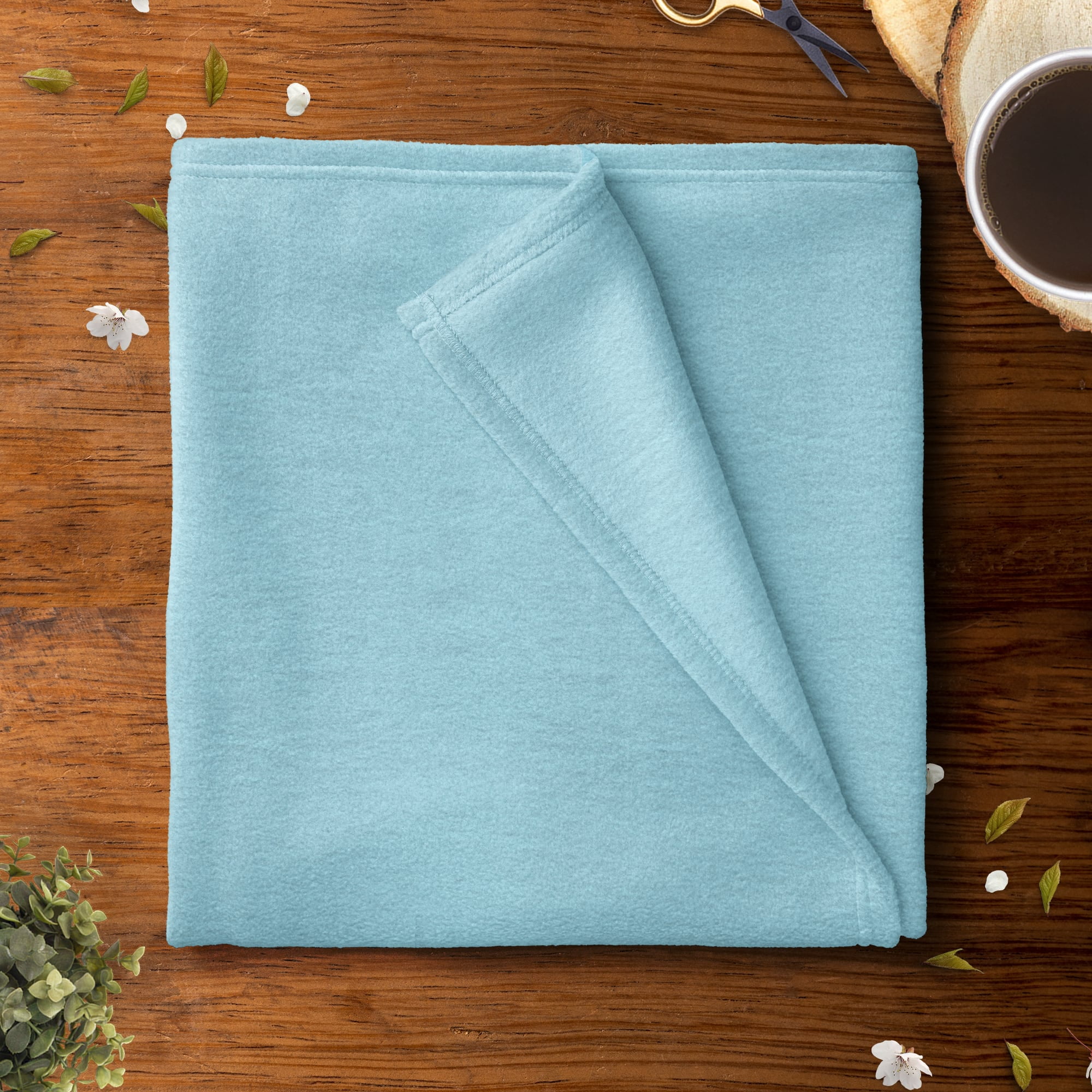 Mainstays 1.5 Yards 100% Polyester Lux Anti-pill Fleece Solids, Mint, 60" Wide for Crafts