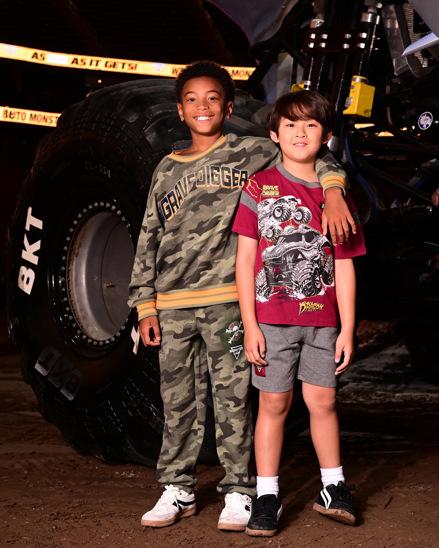 Monster Jam Boys Graphic Tee with Short Sleeves and Shorts Set, 2 Piece, Sizes 4-16