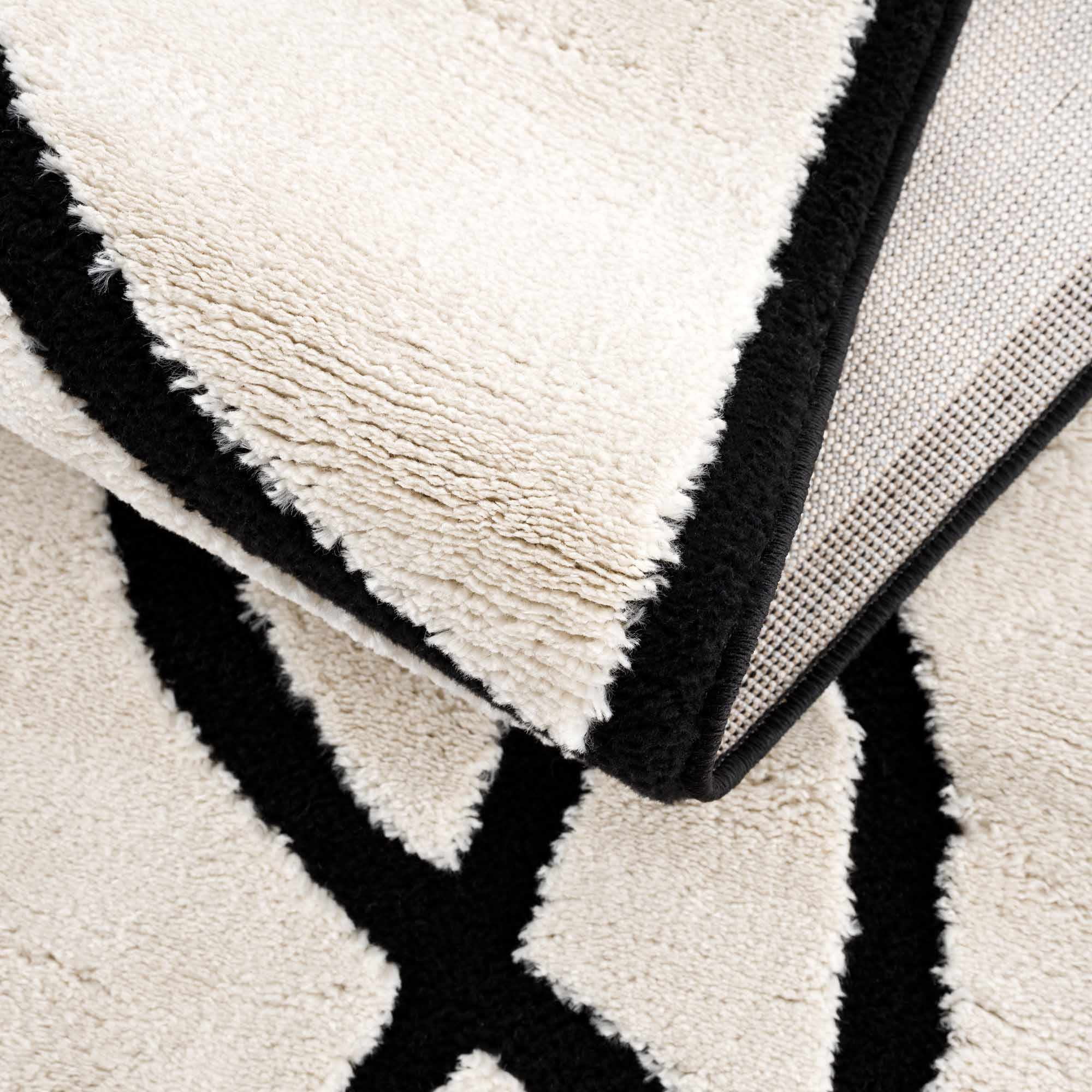 Hauteloom Deren Hallway, Kitchen Bohemian Shag Runner Rug - Soft Shaggy Farmhouse - High Plush Pile - White, Black, Cream, Light Beige, Bone - 2'7" x 7'3"