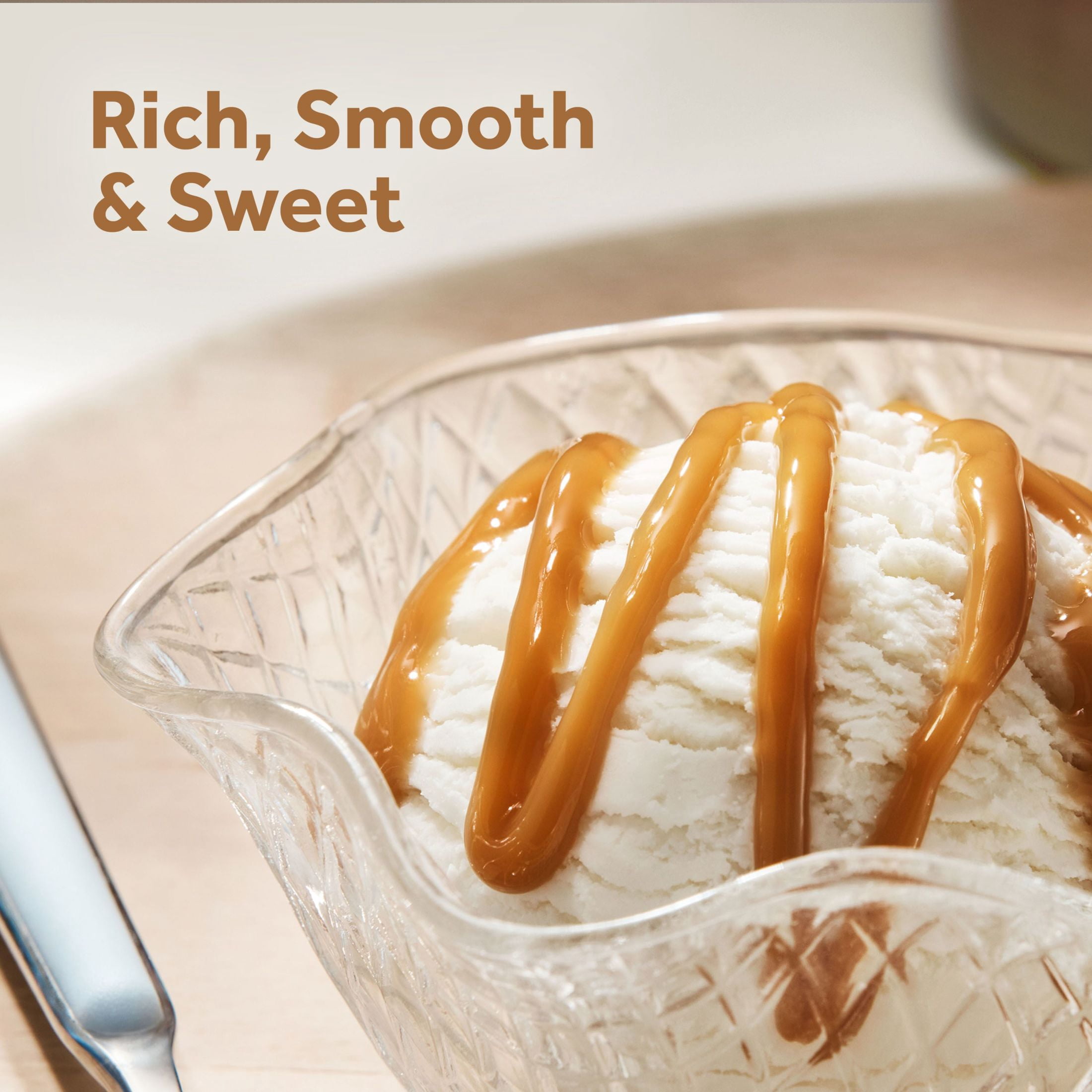 (2 pack) Smucker's Drizzle Caramel Artificially Flavored Syrup, 20 oz Squeezable Bottle