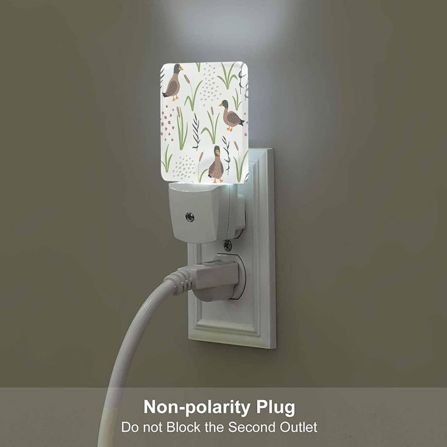 RGHJAR-LED Night Light,Natural Grass Landscape Wild Duck LED Night Light Plug into Wall with Dusk to Dawn Light Sensor White Energy Efficient Nightlight for Bedroom Hallway Living Room Kitchen