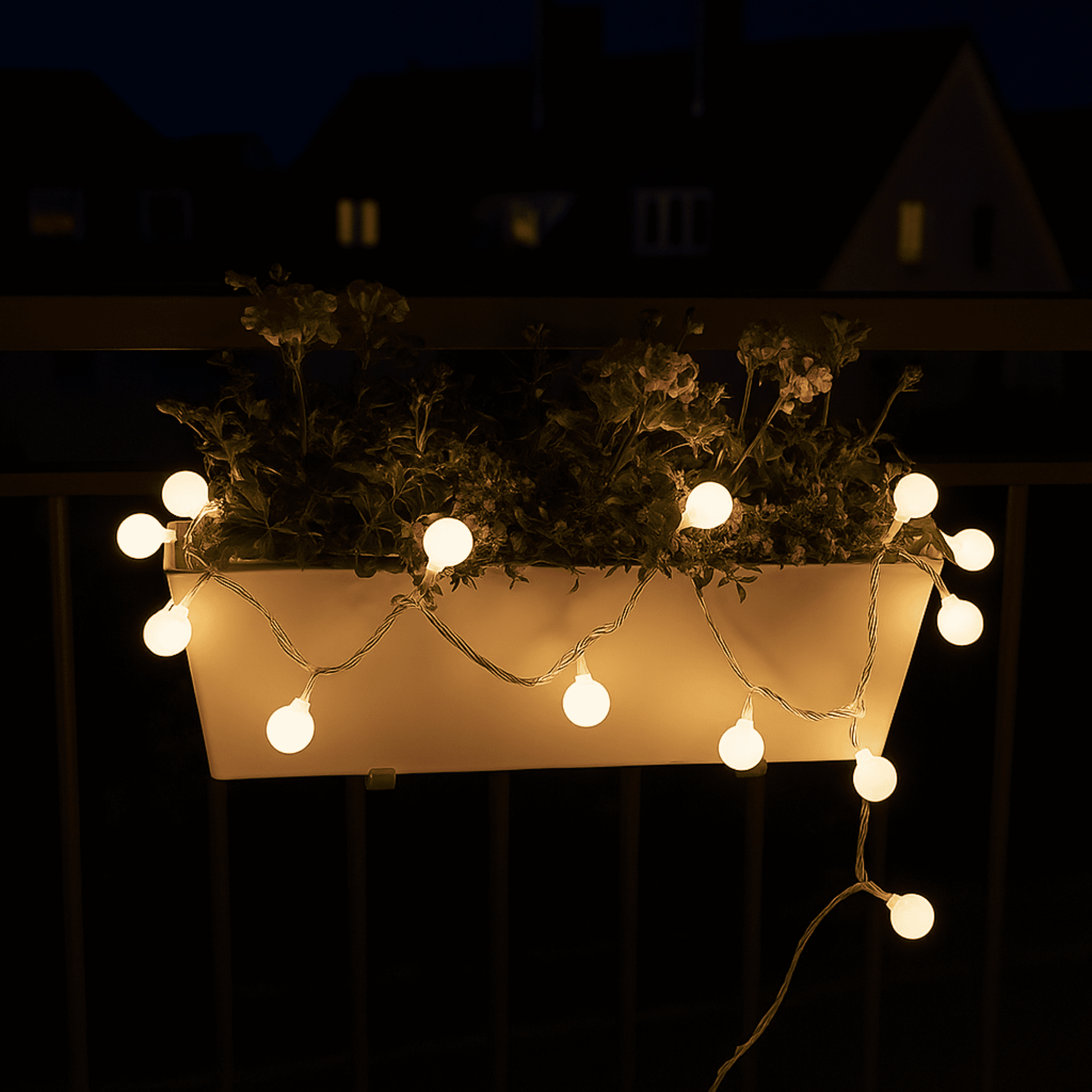 Elegani 100 LED White String Light Bulbs with Connector – 32ft Plug-In, 8 Lighting Modes
