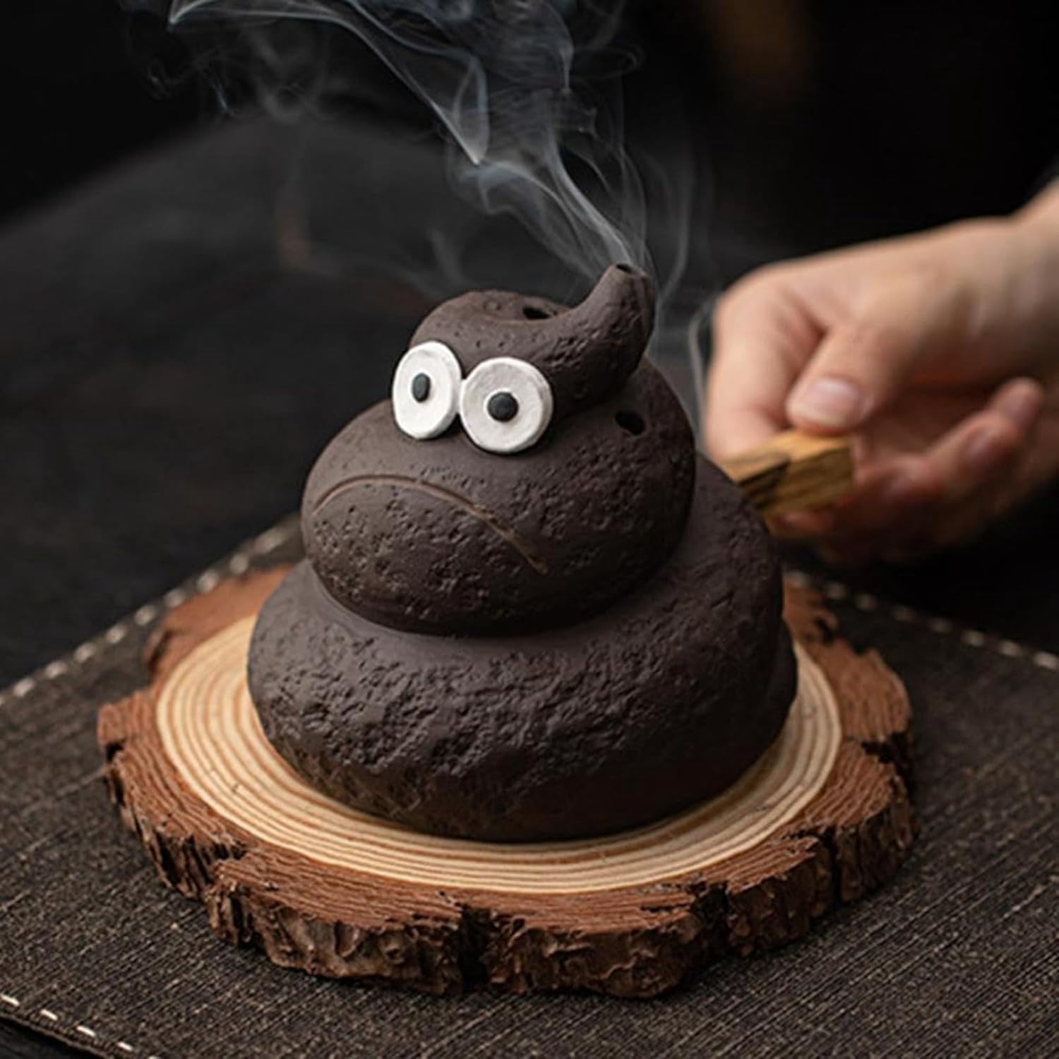 Handmade Poop-Shaped Ceramic Incense Burner, Funny Aromatherapy Decor, Creative Mini Ceramic Fireplace Fragrance Holder for Meditation,Yoga,and Home Decor Gift