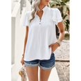 thumbnail image 3 of Blusa de manga con volantes y cuello en V para mujer Camisa elegante y fluida con adornos de volantes Tops casuales lindos de verano Blanco S, 3 of 8