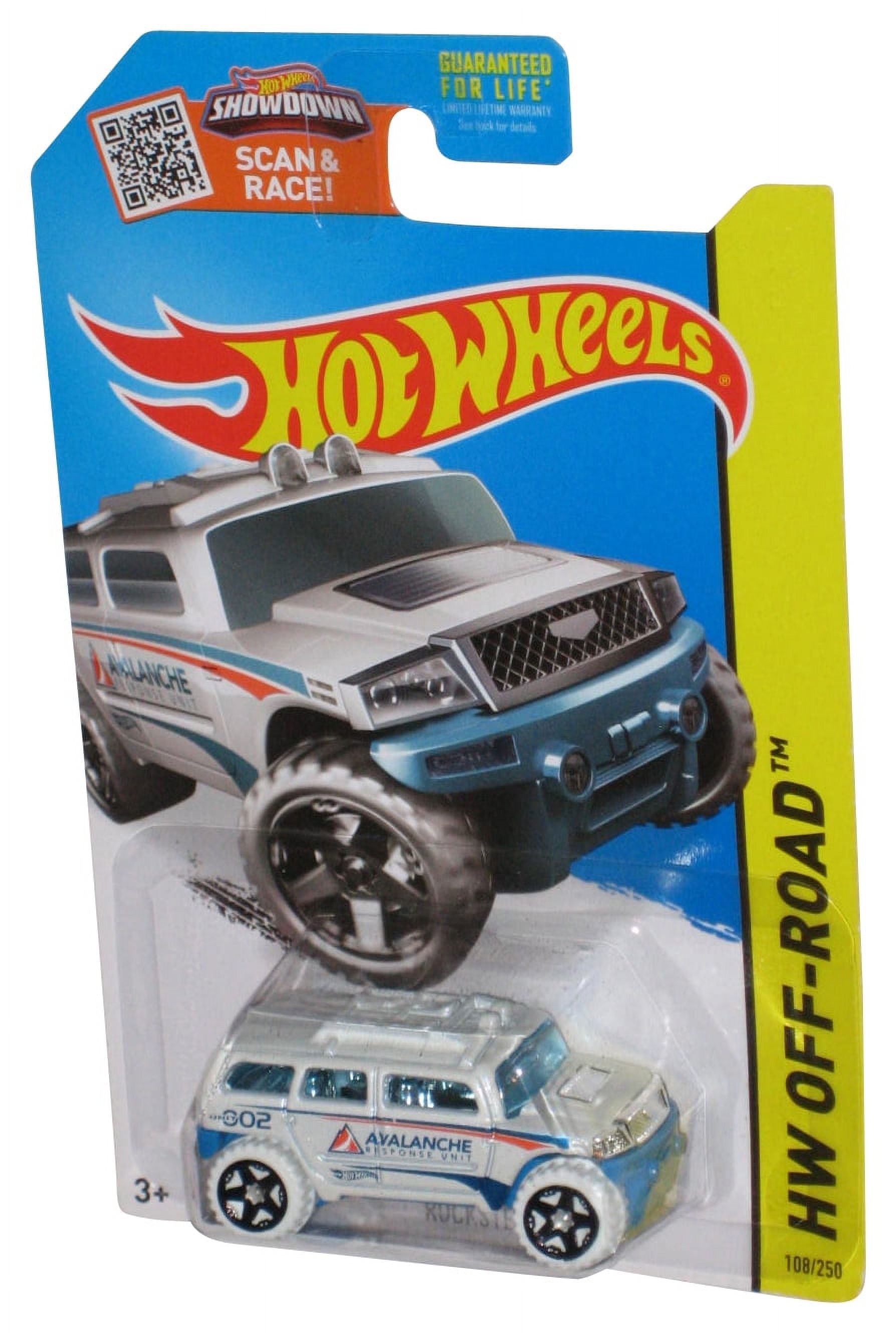 Hot Wheels HW Off-Road (2013) Green & Silver Enforcer Toy Car 89