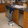 thumbnail image 4 of Taburete Step Up Nuby Grey para niños con capacidad de 360 kg, 4 of 9