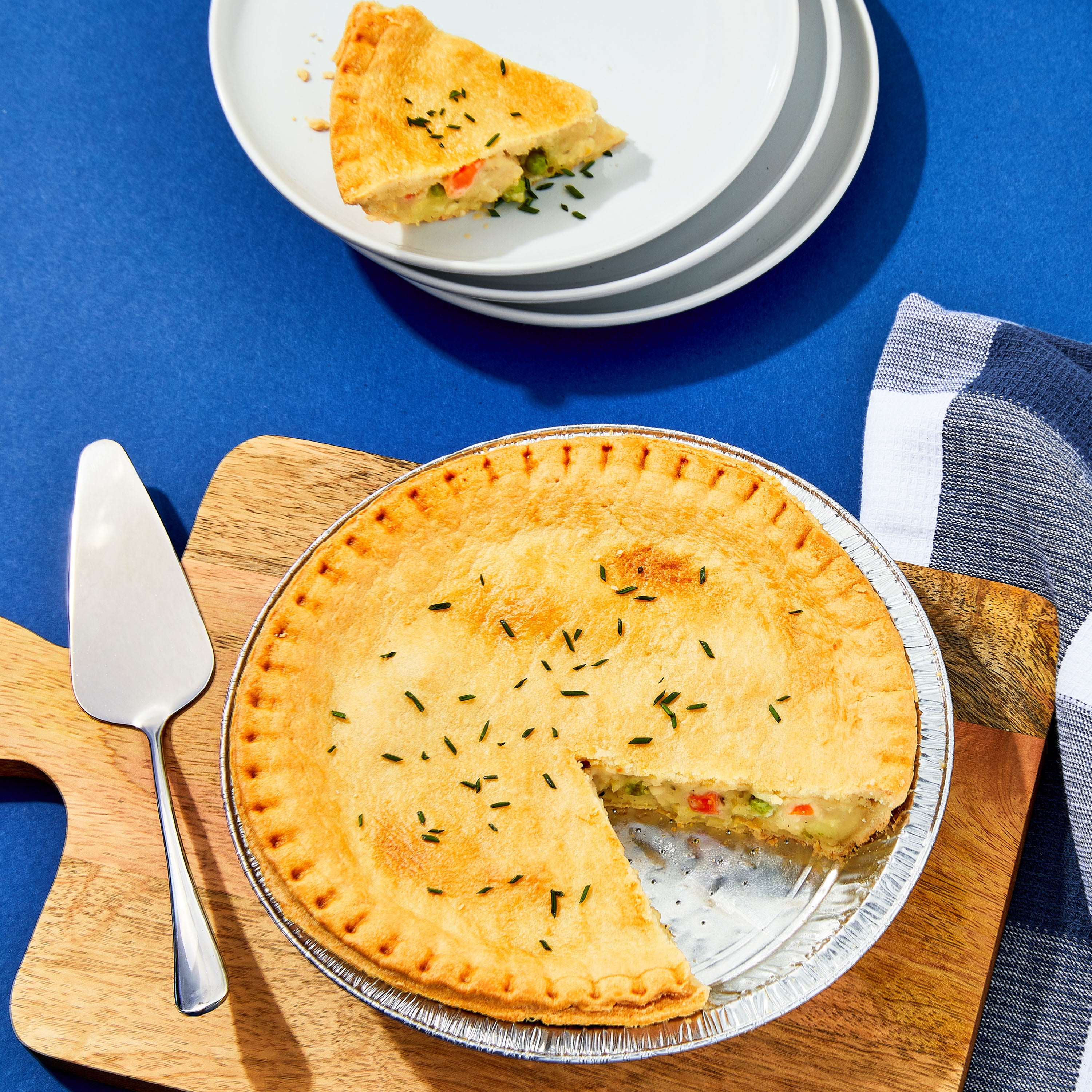 bettergoods Homestyle Chicken Pot Pie, 28 oz (Frozen)