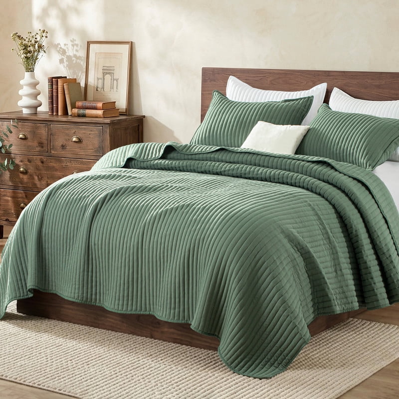Exclusivo Mezcla Full Queen Quilt Bedding Set, Stripe Stitching Dark Green Quilts Queen Size for All Seasons, Soft Lightweight Microfiber Bedspreads Coverlets Bed Cover, 90"x96"