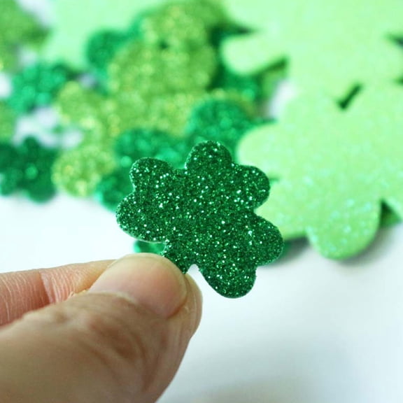 dajkiuy 80Pcs St. Patrick's Day Stickers, Glitter Self-Adhesive Stickers, Holiday Decorations, DIY Craft Scrapbook Supplies, Festive Party Favors, Home Decor