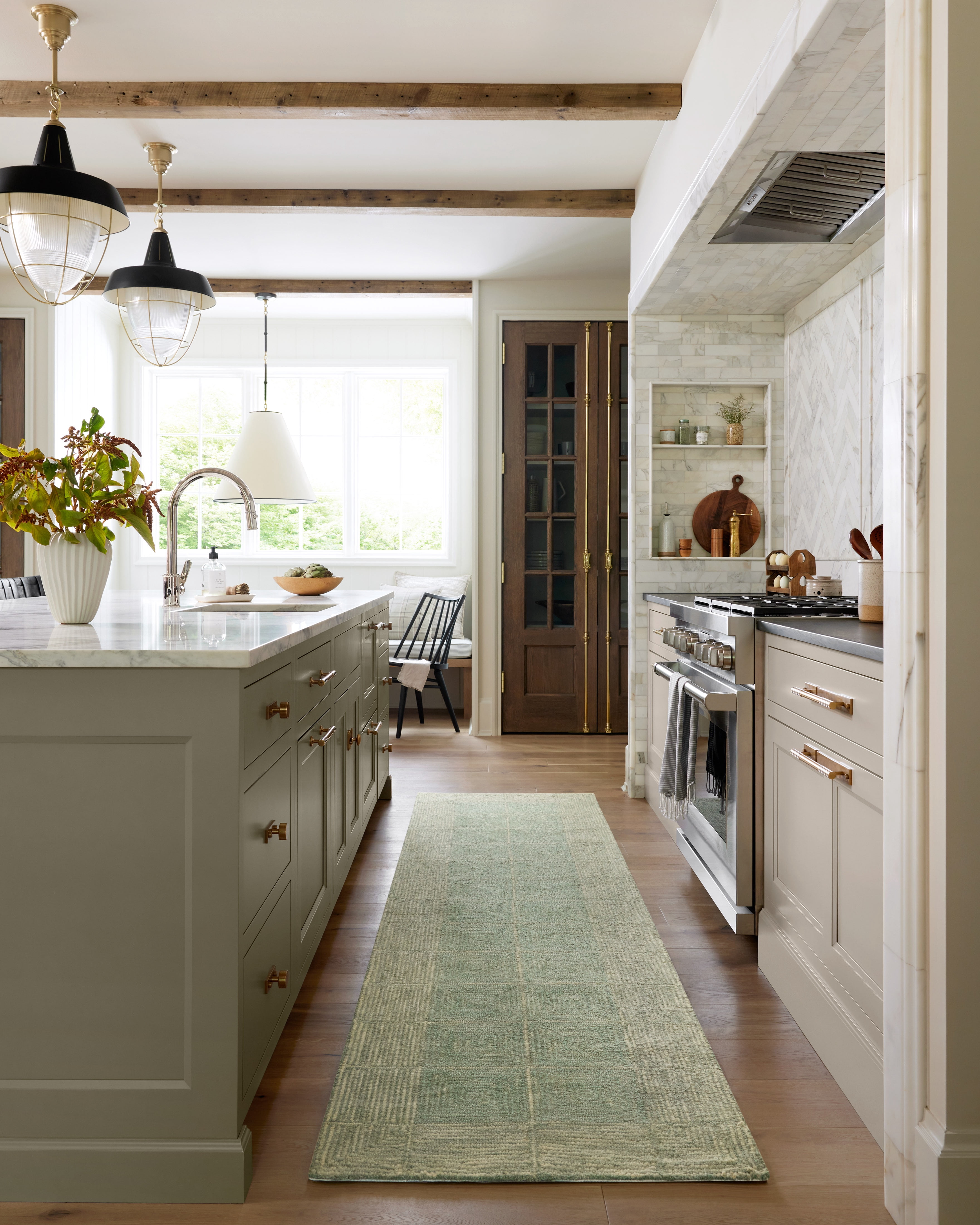 Chris Loves Julia x LoloiFrancis Green / Natural 8'-6" x 12' Area Rug