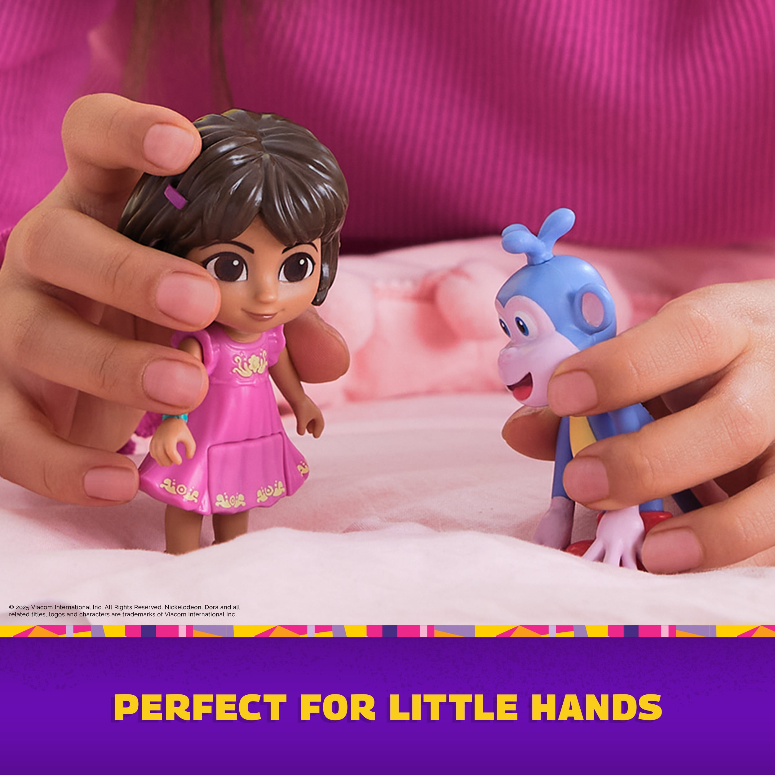 Dora, Fantastic Friends Gift Pack with Dora, Boots, Tico, Isa, and the Fiesta Trio, for Kids 3+, DORA FIGURE GIFT PAC