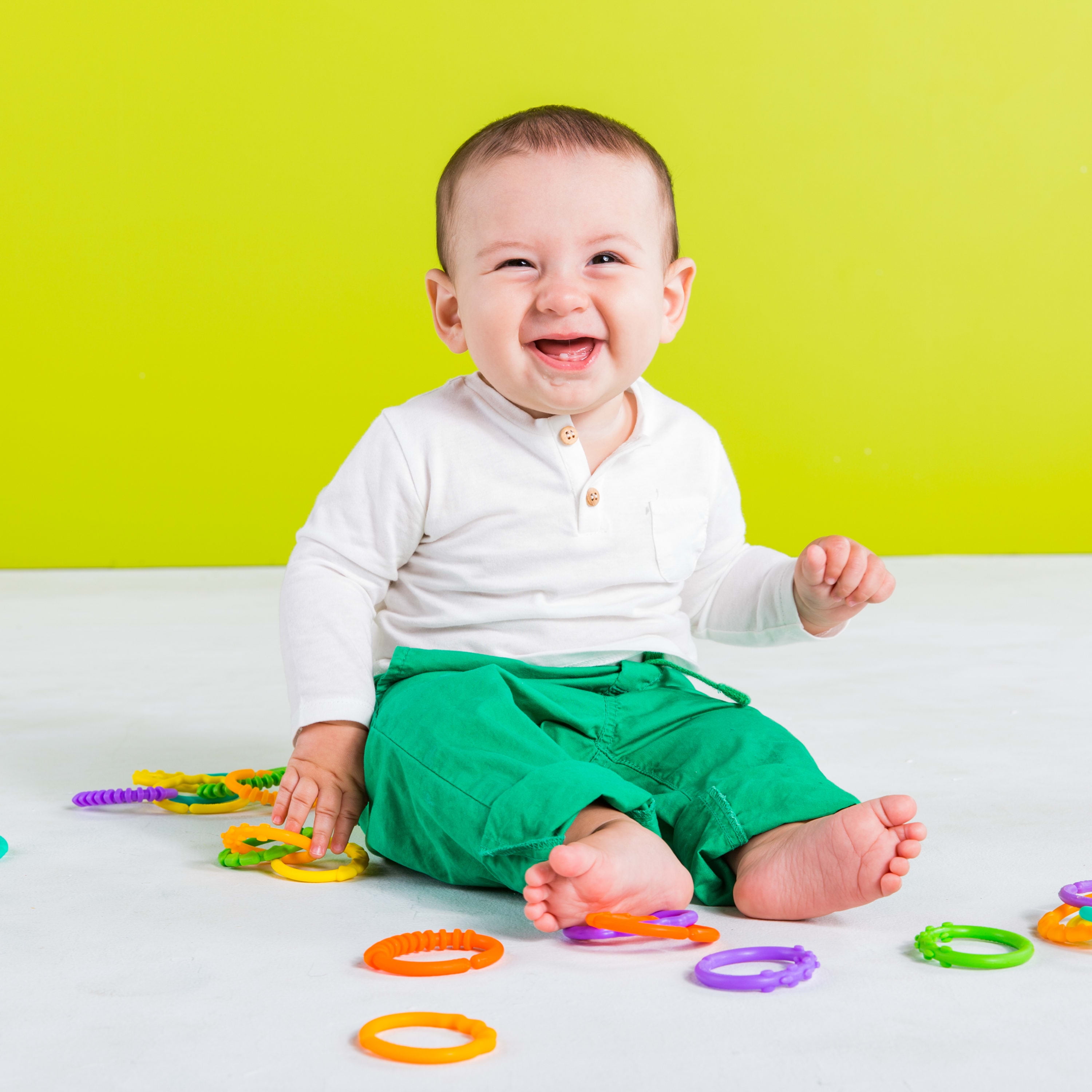 Bright Starts Lots of Links Take-Along Toys, Ages Newborn +