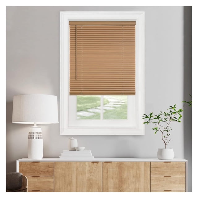 Persiana mini inalámbrica con filtro de luz - 91 cm de ancho, 183 cm de largo, lamas de 2,5 cm - Tono madera - Persianas horizontales inalámbricas GII Morningstar para interiores de Achim Home Decor