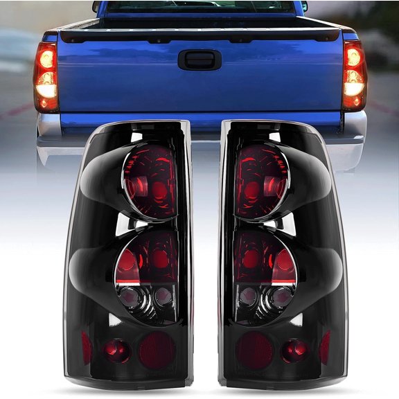2005 Chevy Silverado Tail Lightsnull