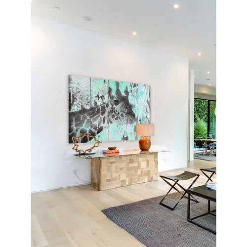 Inquisitive Giraffe Painting Print on Wrapped Canvas