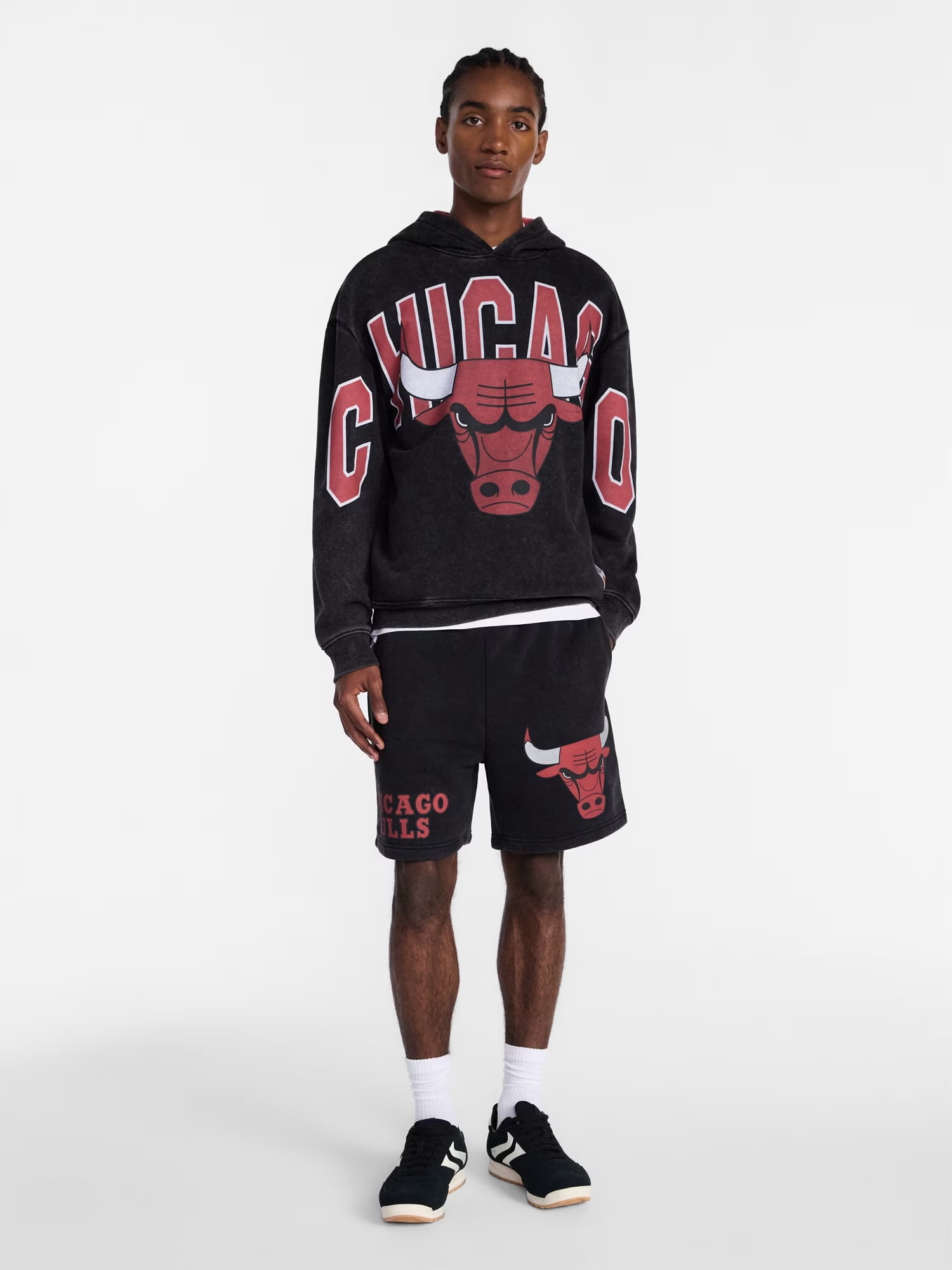 NBA, Men's & Men's Big and Tall Mineral Wash Graphic Shorts, Chicago Bulls, Sizes XS–5XB