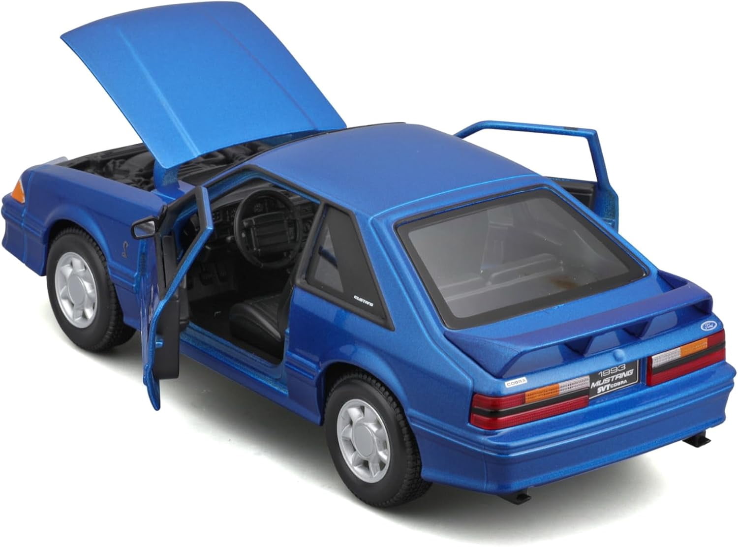 Maisto Line 1993 Ford Mustang SVT Cobra, 1:24, Blue