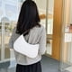 thumbnail image 3 of Bolsa Moda mujer PU Color sólido axila hombro bolso cadena bolso (blanco) JShteea Para Estrenar, 3 of 9