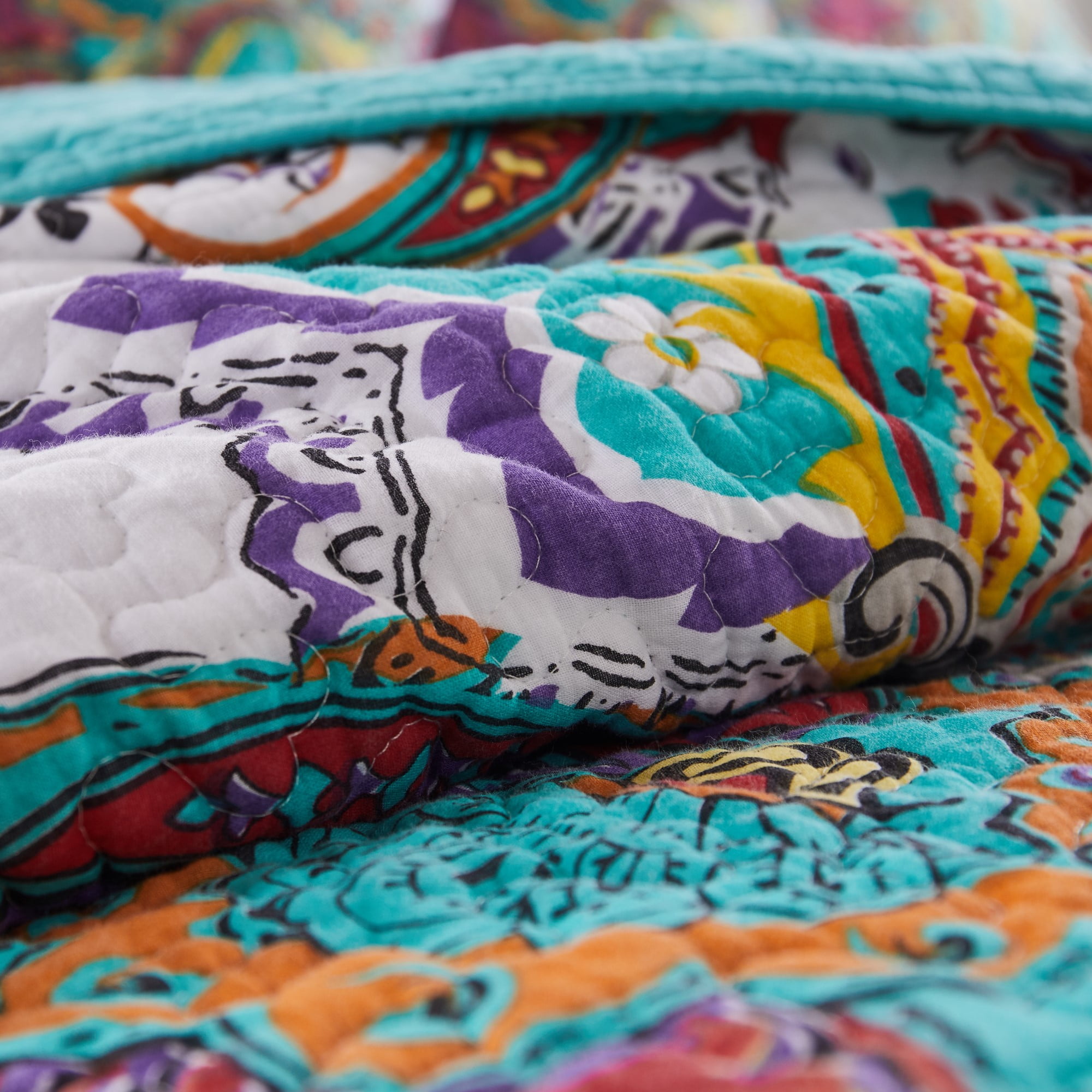 Global Trends Nova Bohemian Paisley Oversized 100% Cotton Reversible Quilt Set, 3-Piece King/Cal King