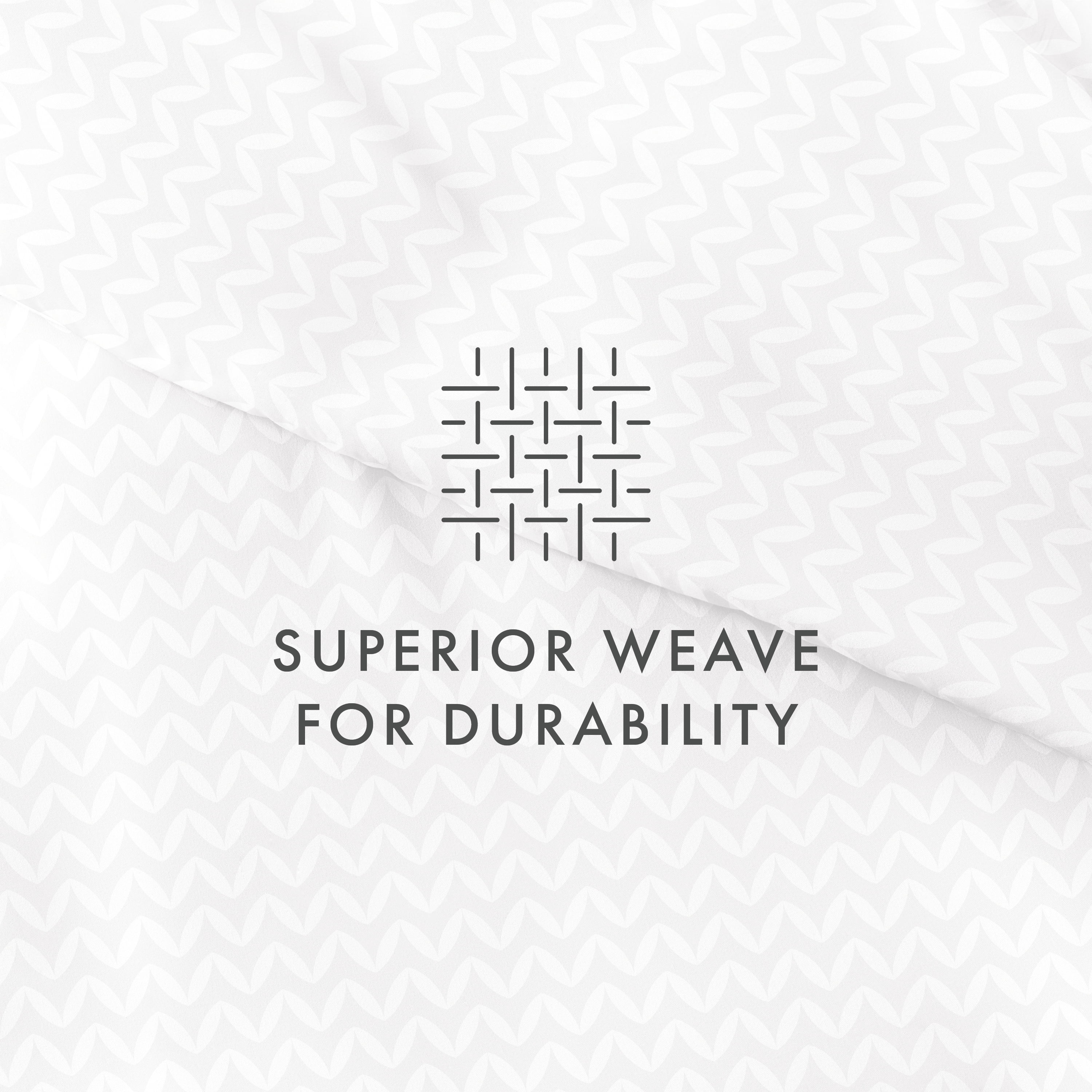 Noble Linens Light Gray Puffed Chevron Print Duvet Set 3-Piece Duvet Cover Set, Full/Queen