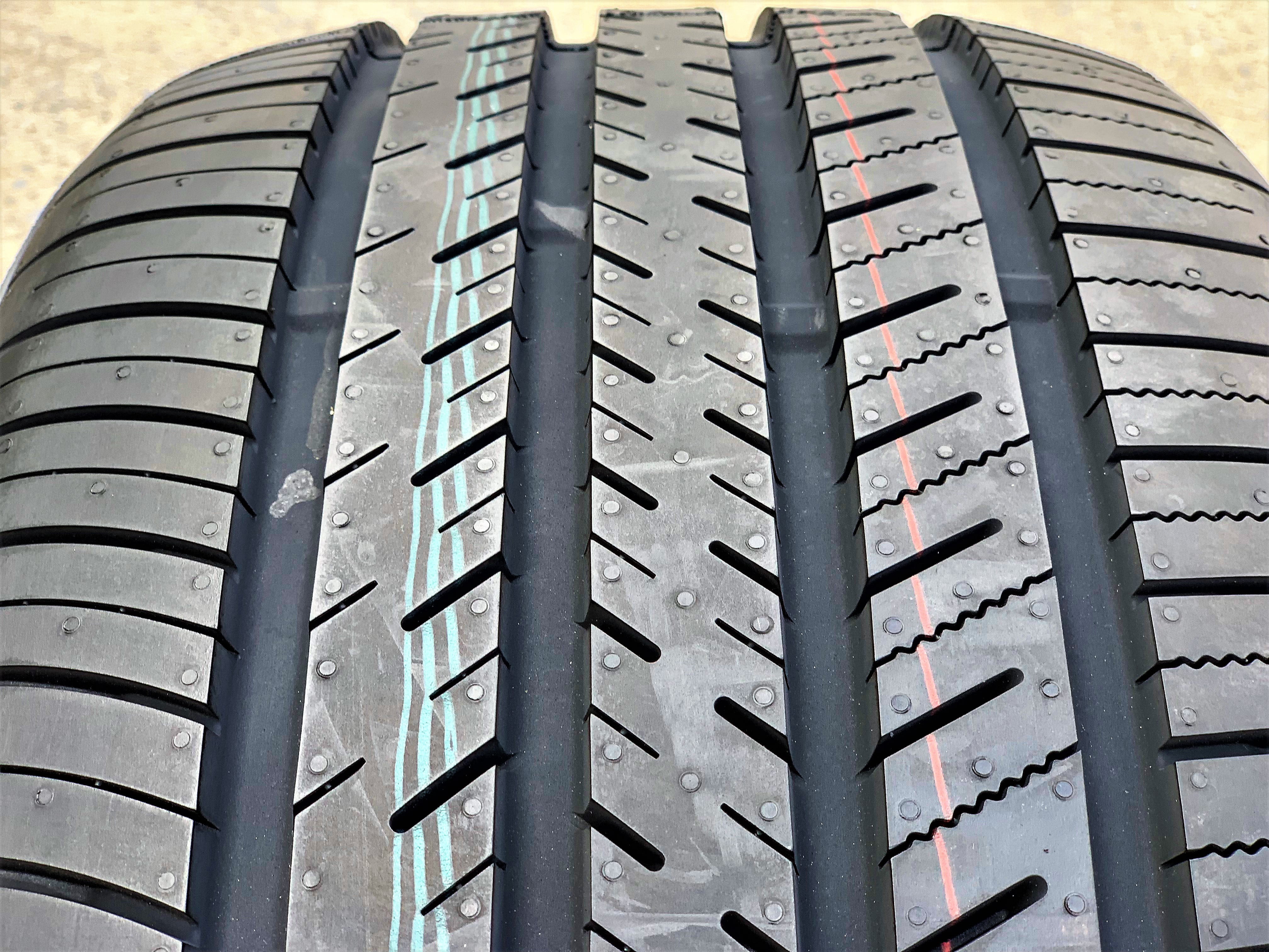 Atlas Force UHP 275/30R20 11/32 97Y