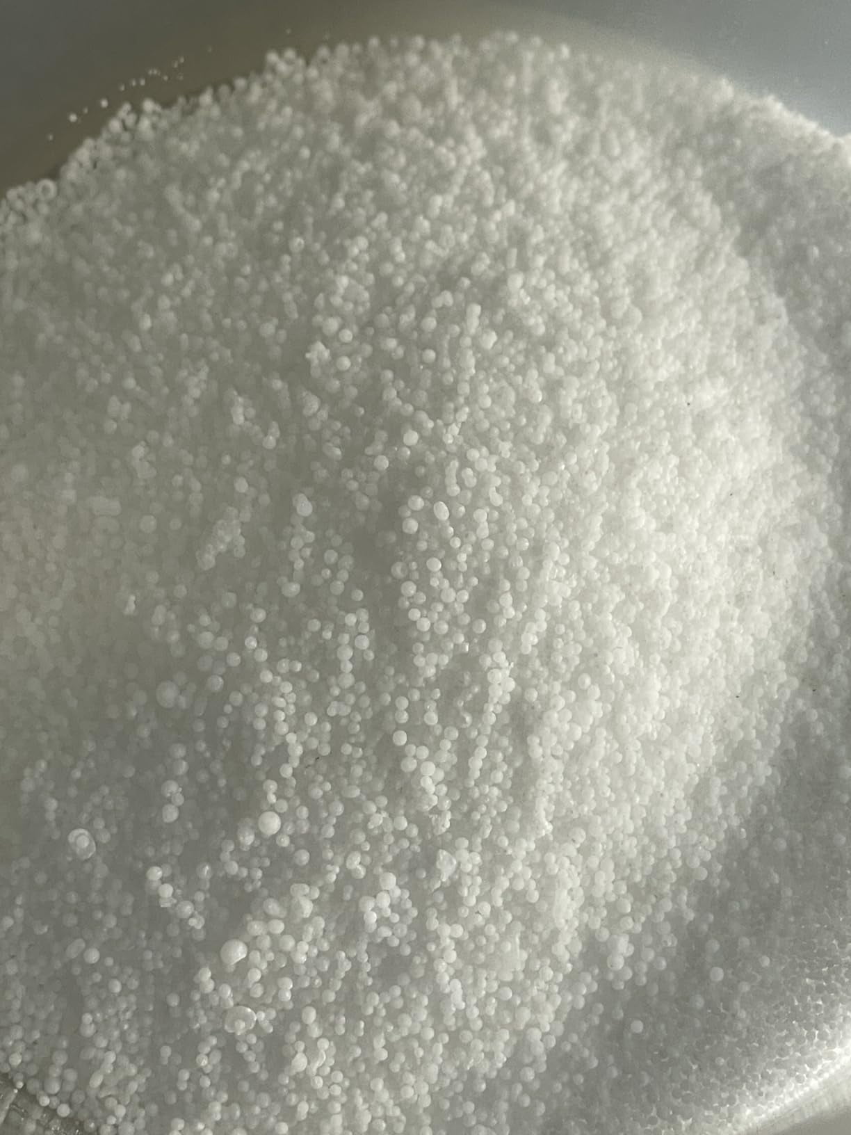 WJSP Sodium Hydroxide Lye 99% Pure 10lbs Caustic Soda Beads Drain Cleaner Heavy Duty Opener for Clogs Grease Paint