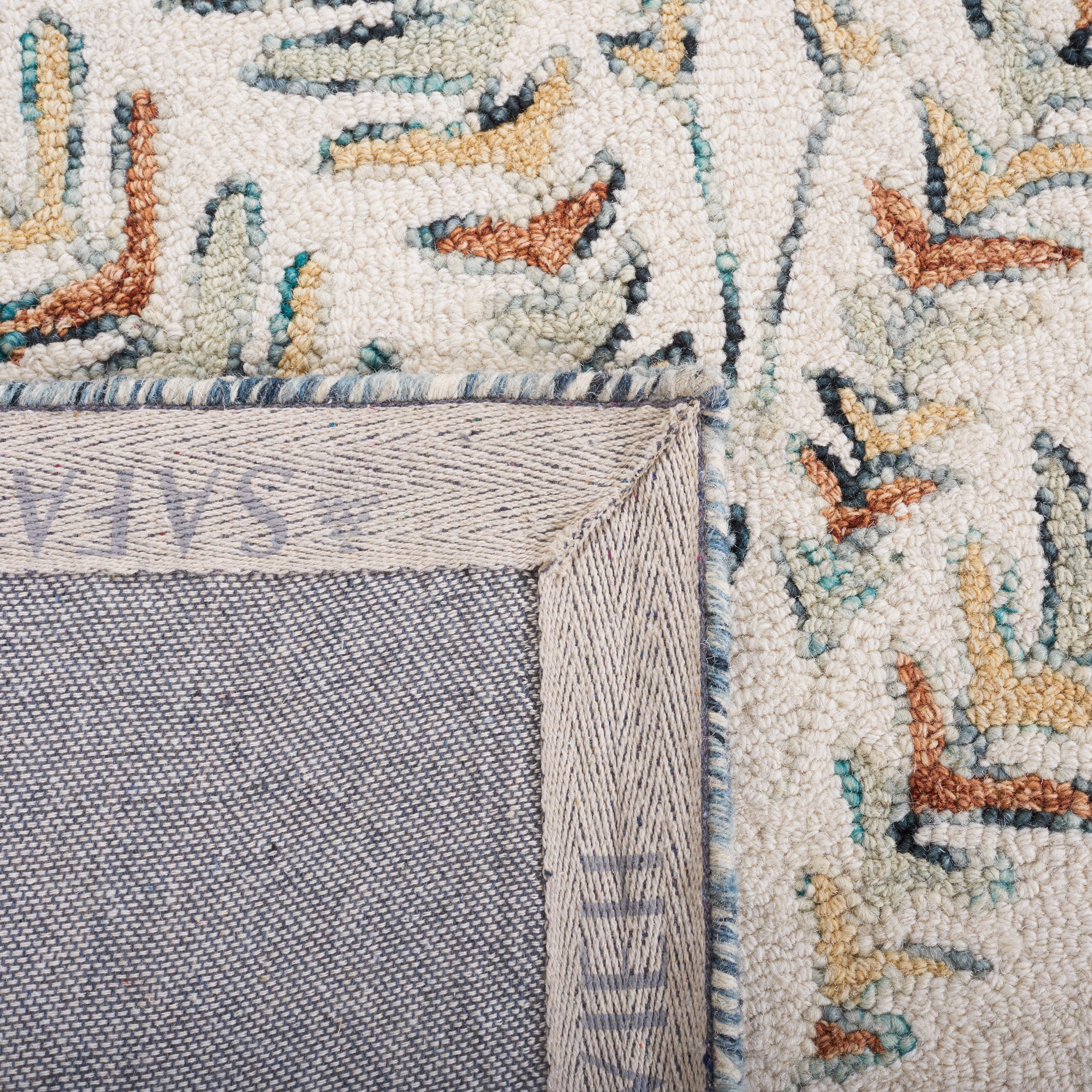 Safavieh Capri Proinsias Leaves Wool Area Rug, Ivory/Green, 7' x 7' Square