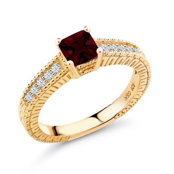 Gem Stone King 1.07 Ct Princess Cut Red Garnet White Created Sapphire 18K Yellow Gold Plated Silver Ring (Size 6)