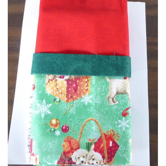 Christmas Doggies Pillowcase Kit-with instructions, Cotton Fabric