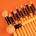 thumbnail image 3 of Kit De Neón Moda De 12 Piezas - Incluye Cepillos Para Rostro Y Ojos (Naranja), 3 of 4