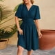 thumbnail image 2 of Vestido de mujer con cuello en V y mangas acampanadas - Color liso - Ajuste a la cintura - Vestido informal/de fiesta de poliéster - Para todas las estaciones, 2 of 4