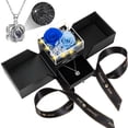 thumbnail image 1 of Collar Lebana con 2 rosas azules preservadas y colgante con texto «I Love You», 1 of 7